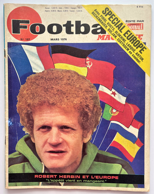 FOOTBALL MAGAZINE 1976